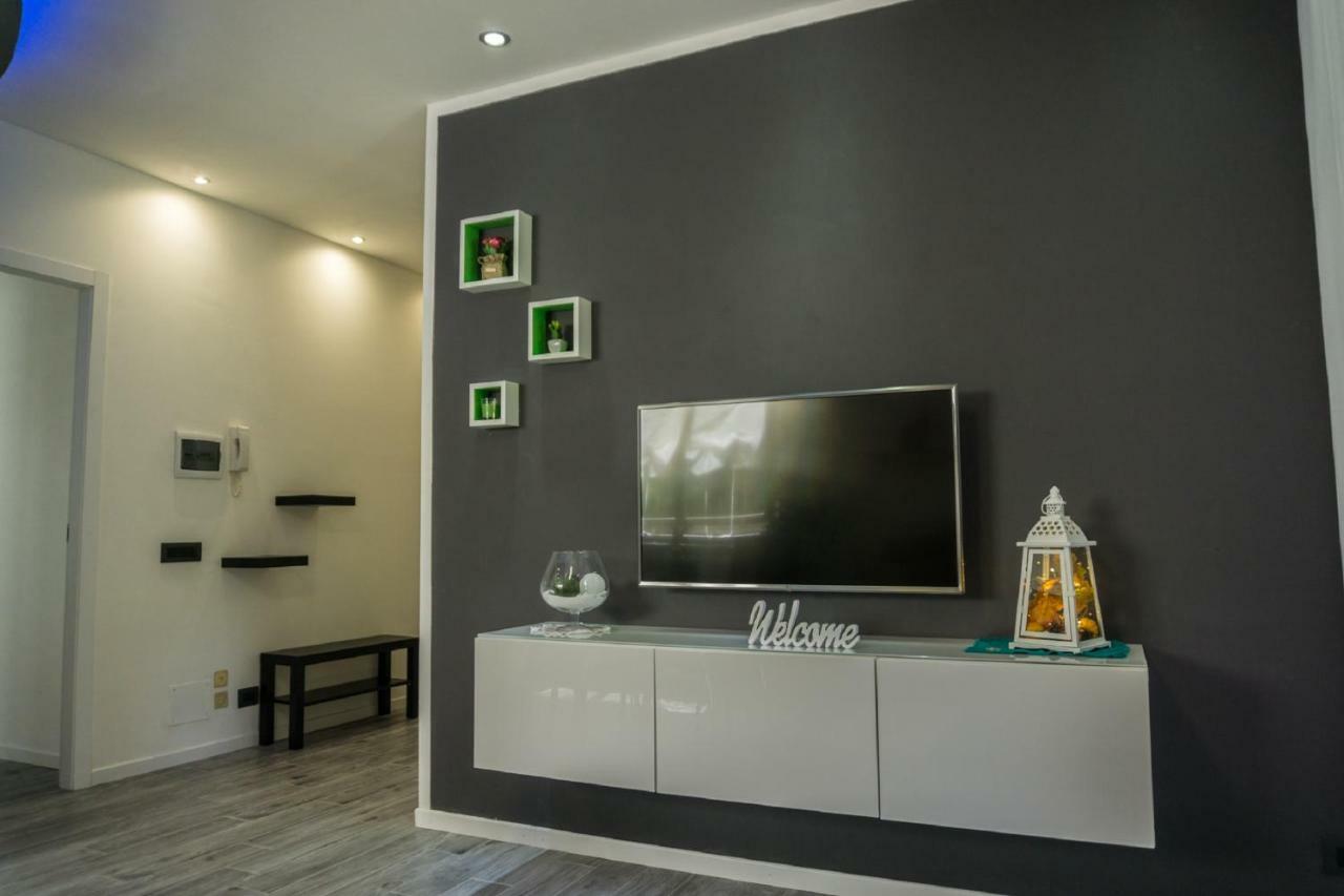 Appartamento Oasi Felice Como Exterior foto